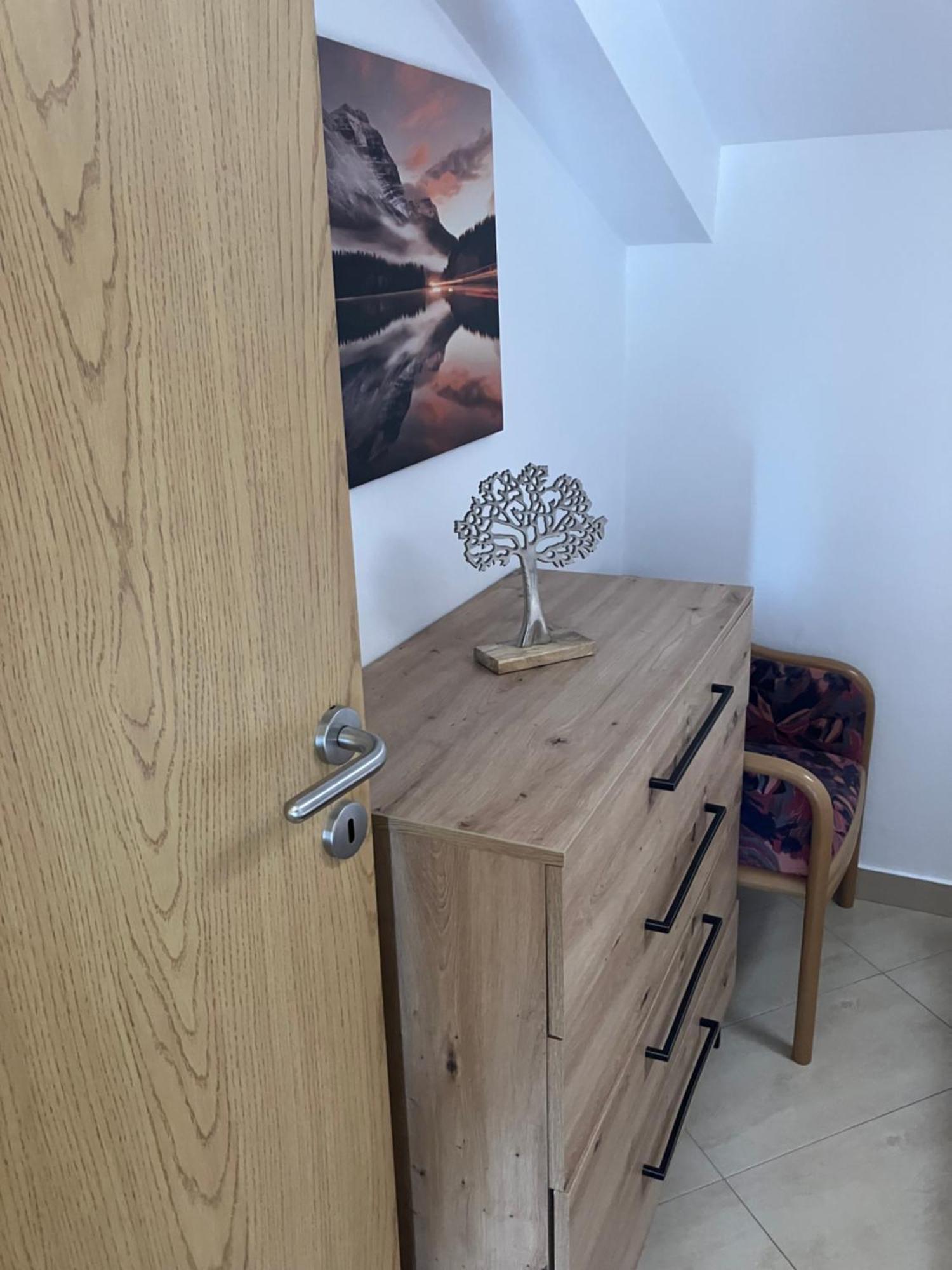 Apartman Voch Zambratija  Dış mekan fotoğraf